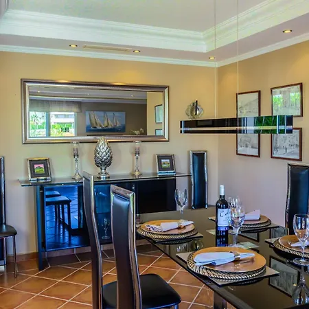 Holiday home Cozy In With Private Pool And Close To Puerto Banus *