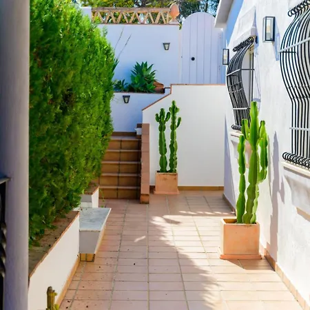 Cozy In With Private Pool And Close To Puerto Banus Feriehus