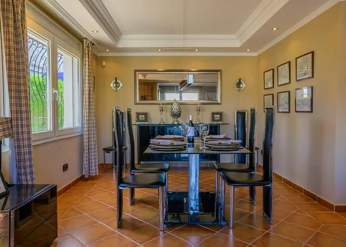 Feriehus Cozy In With Private Pool And Close To Puerto Banus