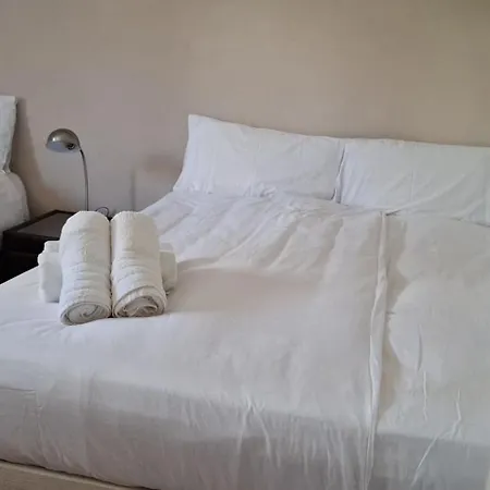 Cozy In With Private Pool And Close To Puerto Banus 別荘