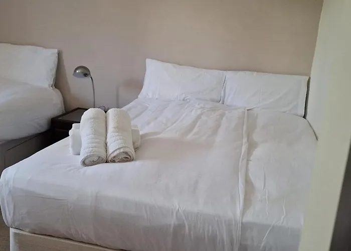 Cozy In With Private Pool And Close To Puerto Banus 別荘