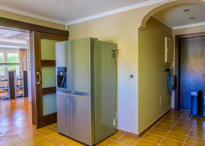 Cozy In With Private Pool And Close To Puerto Banus * Марбелья