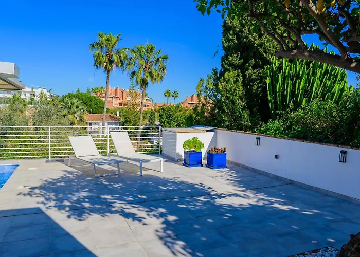 Cozy In With Private Pool And Close To Puerto Banus Марбелья